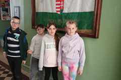 hittan8